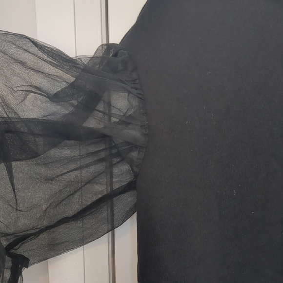 H&M Black Crew Neck Sweater With Puff Sleeves - Picture 4 of 5